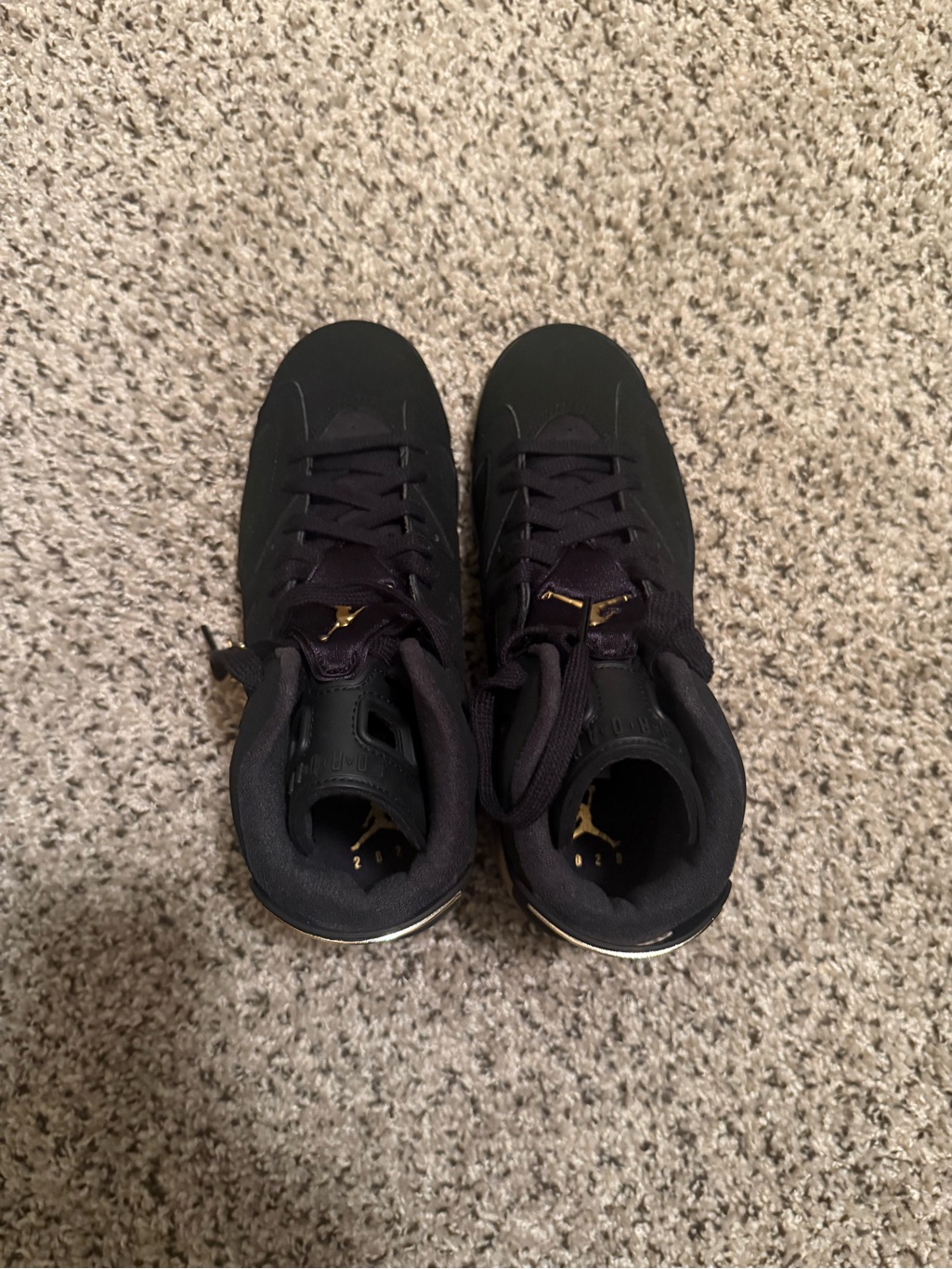 Jordan Kids Sneakers Shoes In Black With Gold Accents